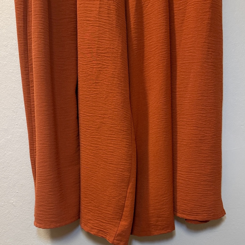 Rust Tie-Waist Wide Leg Pants - Women - Picture 4 of 12